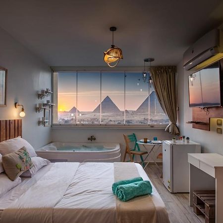 Jacuzzi Studio The Pyramids Free Airport Pickup Apt1 Cairo Exterior photo