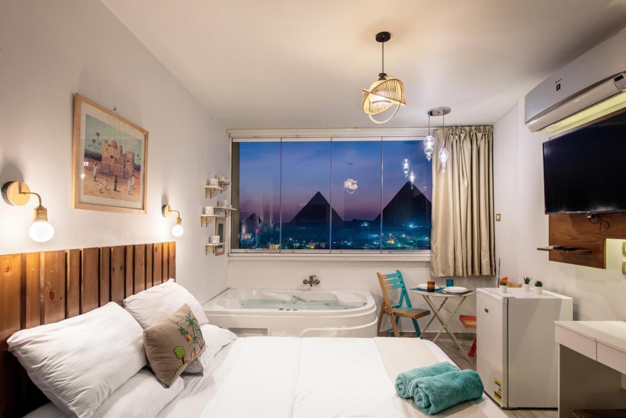 Jacuzzi Studio The Pyramids Free Airport Pickup Apt1 Cairo Exterior photo